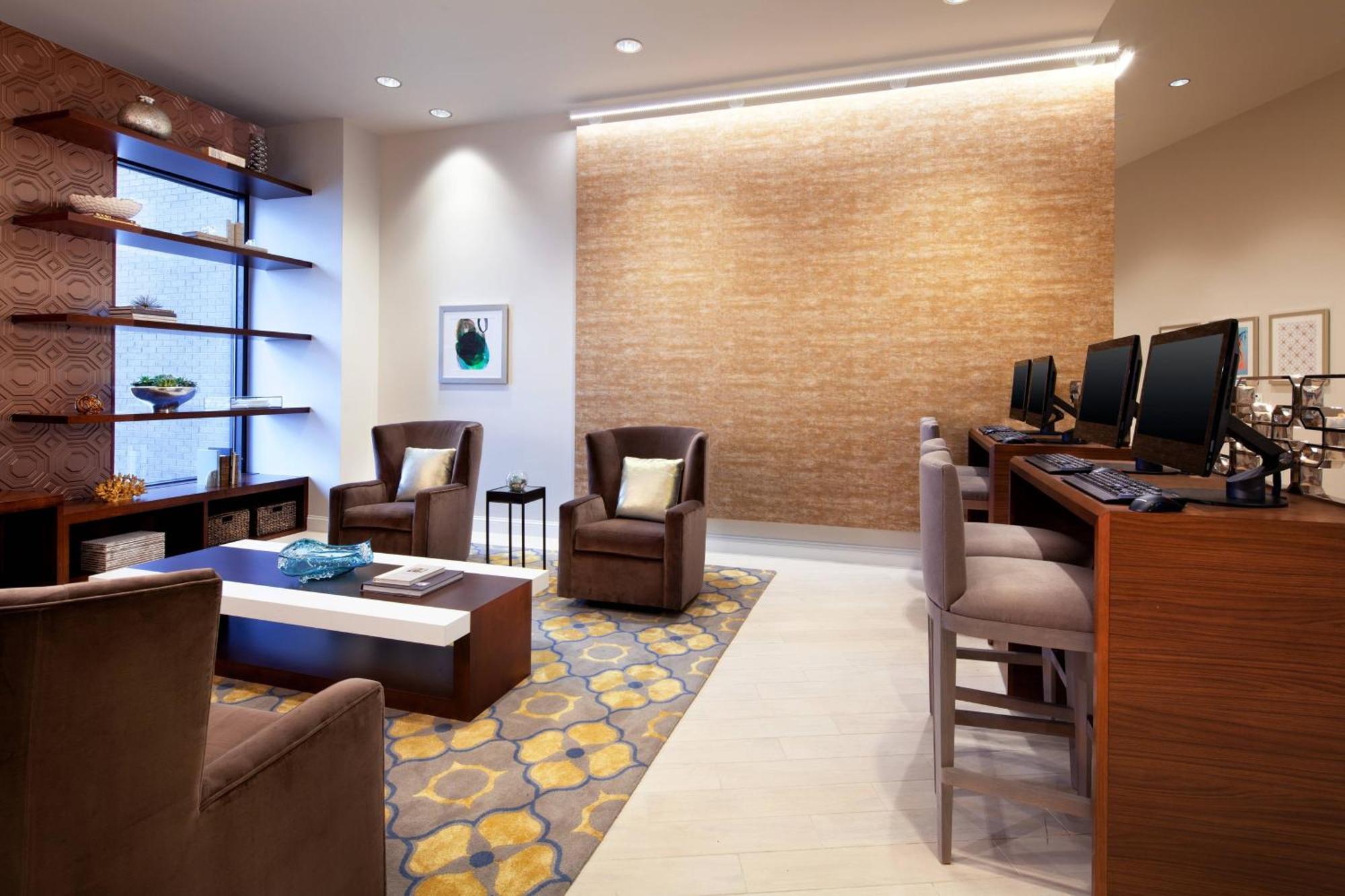 Sheraton Мак-Кінні Екстер'єр фото